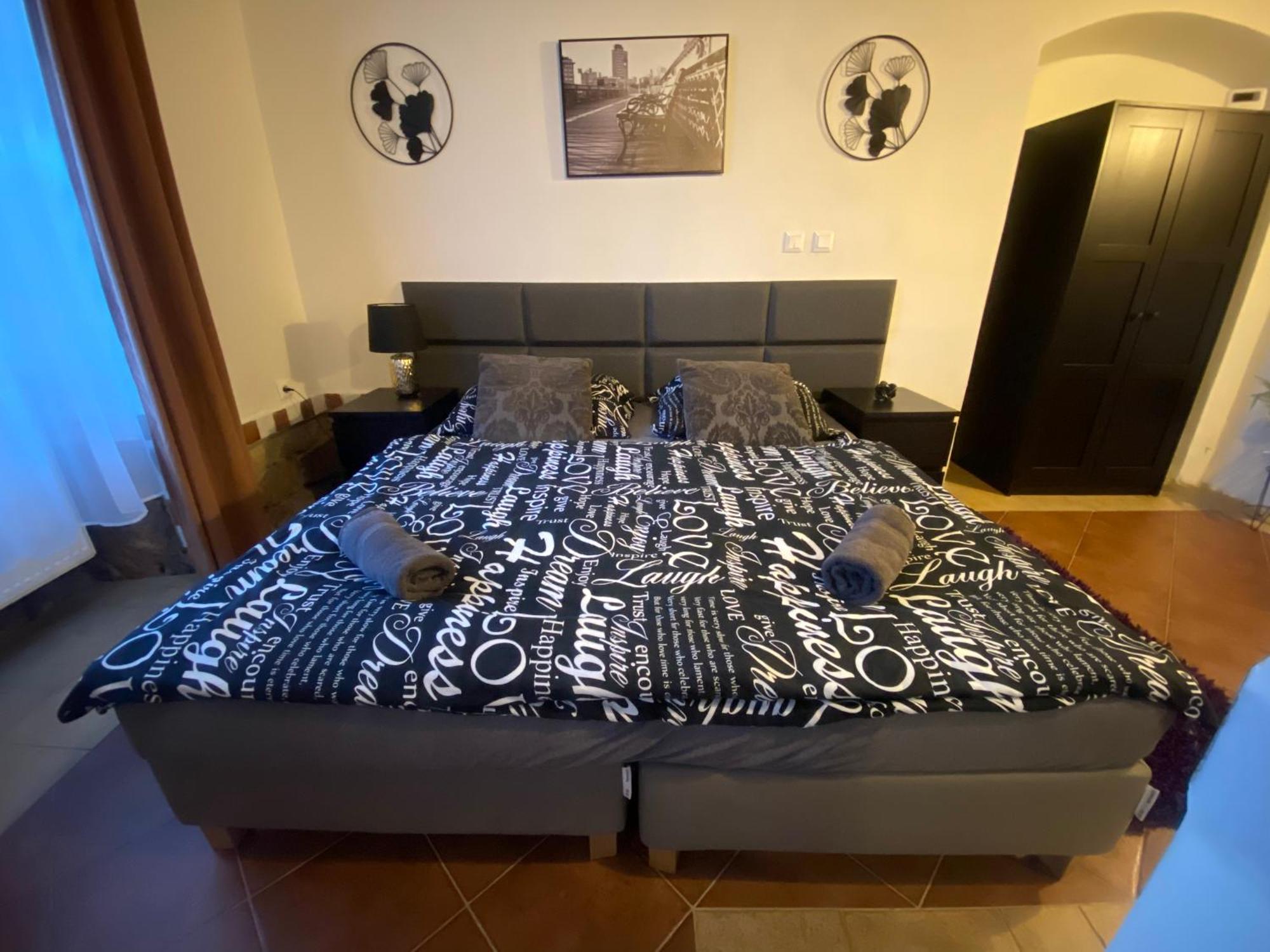 Vila Lucia - Apartman 1 Plzeň Buitenkant foto